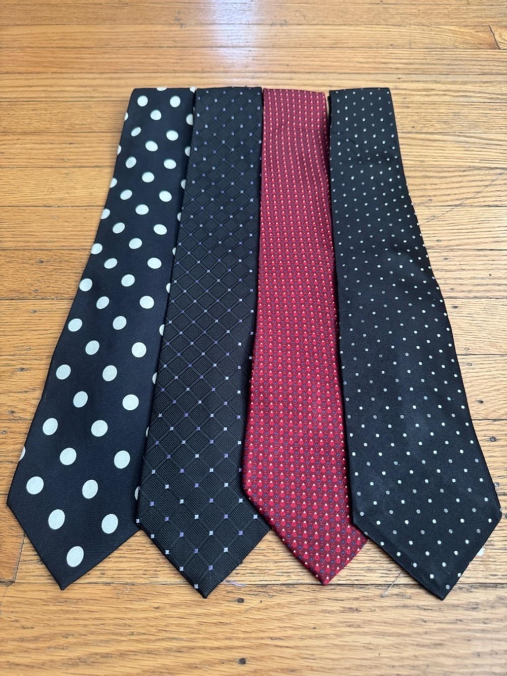 Men's Polka Dot Silk Tie Set of 4